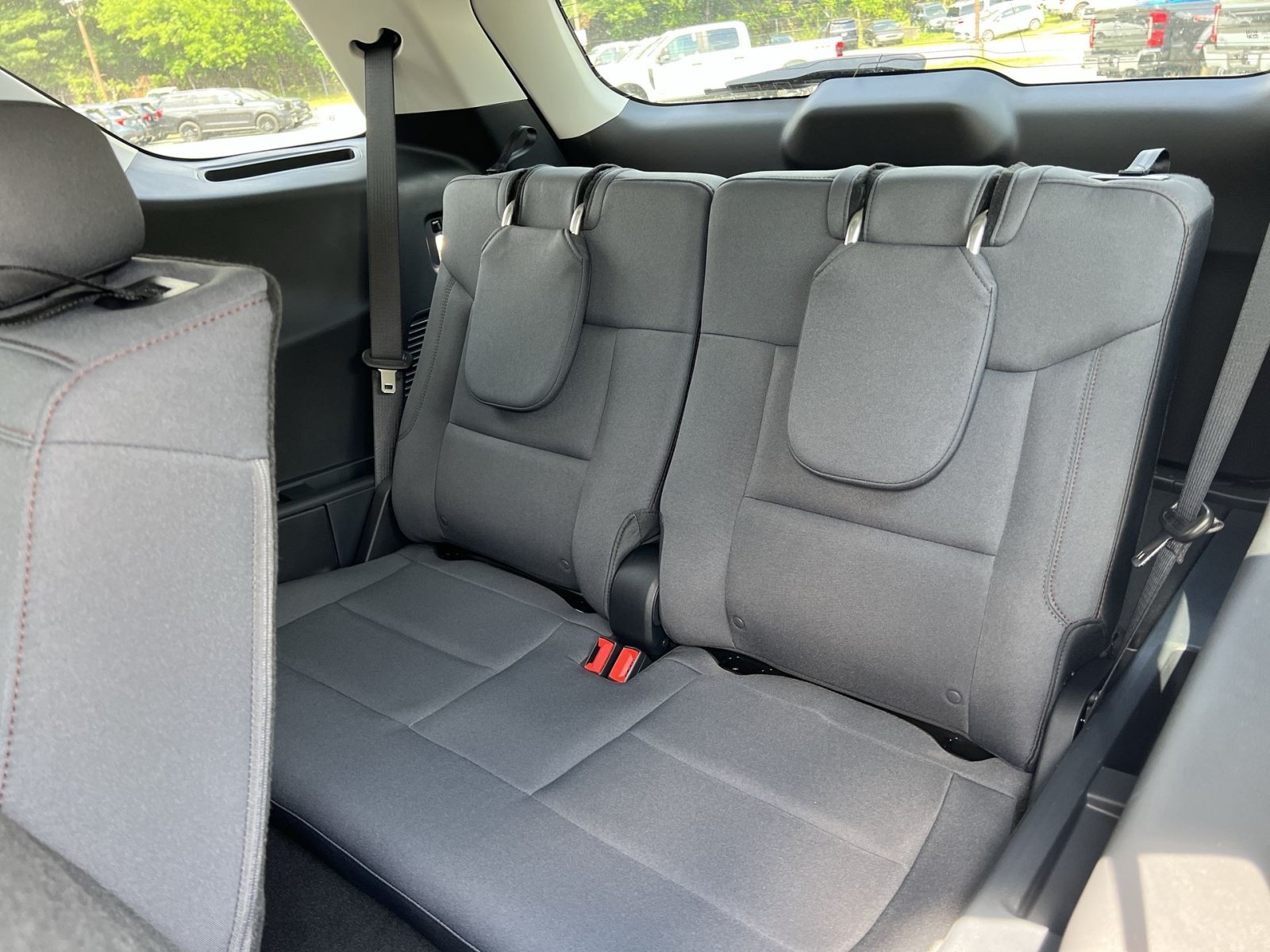 New 2026 Ford Explorer Active AWD/4WD image 25