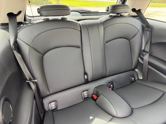Certified 2024 MINI Cooper 2-Door Hardtop FWD image 30