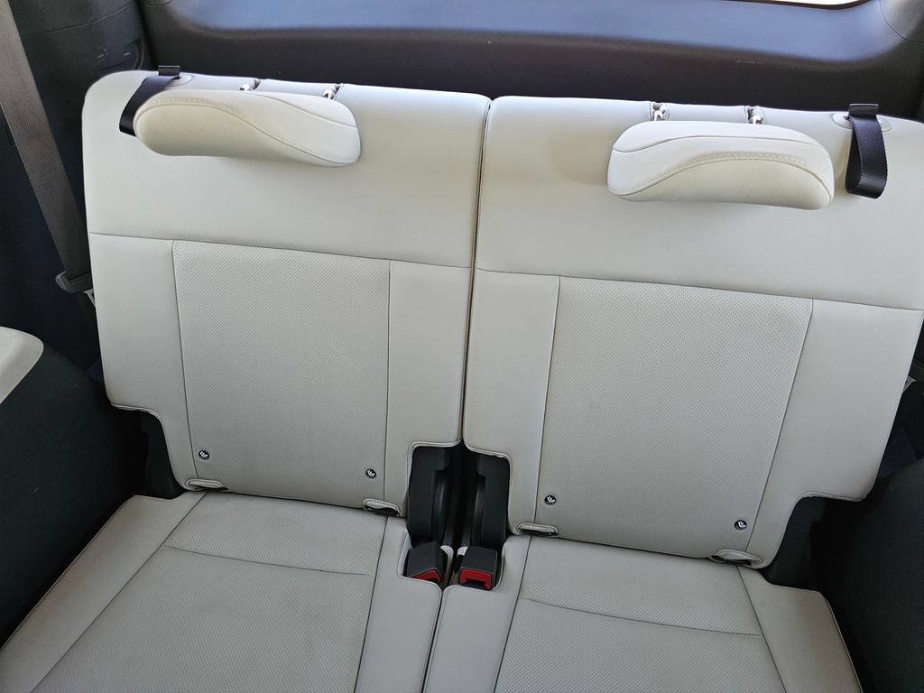 Certified 2025 Hyundai Santa Fe SEL AWD/4WD image 9