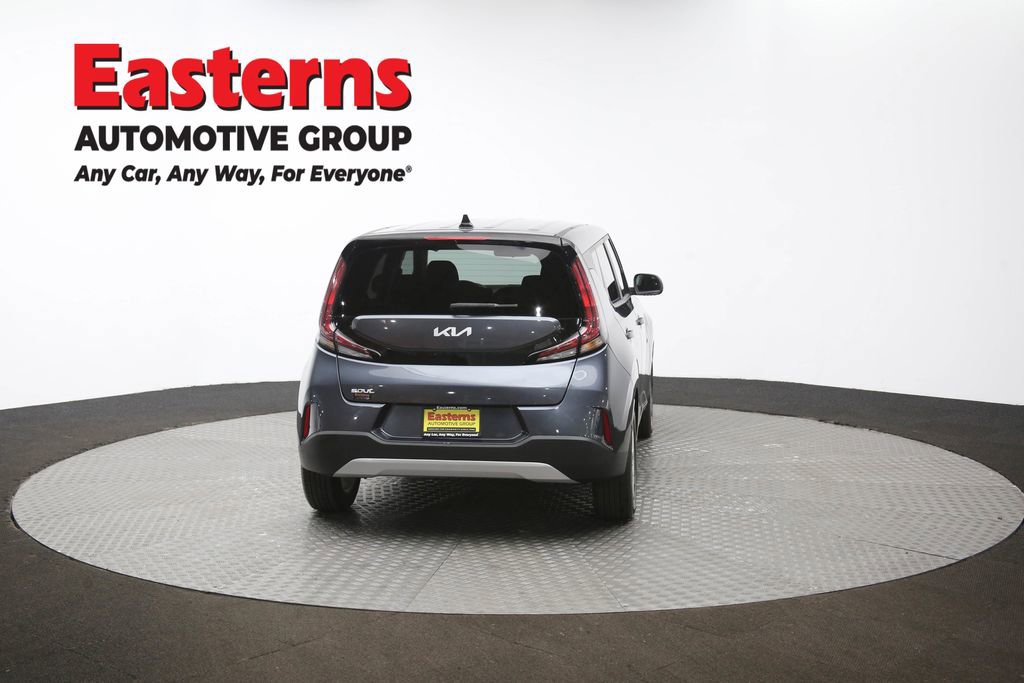 Used 2023 Kia Soul LX w/ LX Technology Package image 37