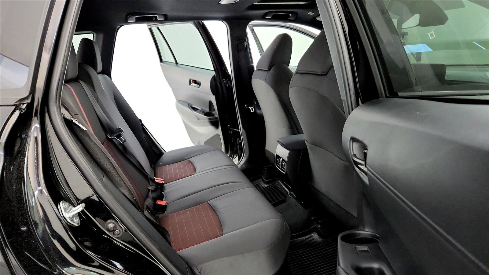 Used 2024 Toyota Corolla Cross Nightshade image 18