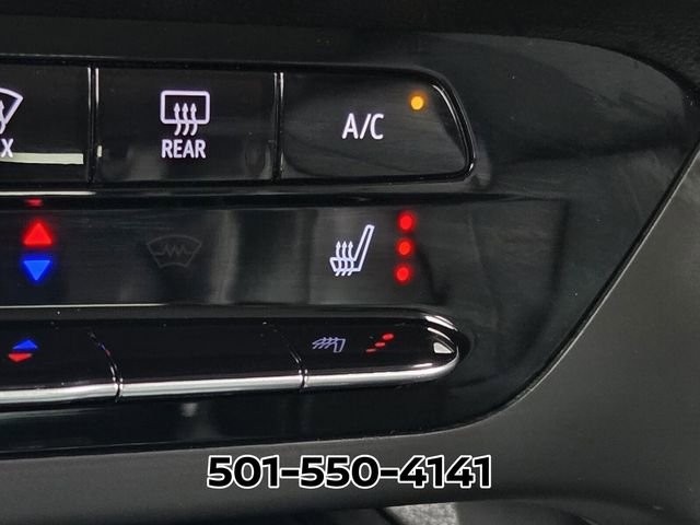Used 2021 Buick Envision Essence w/ Sport Touring Package image 25
