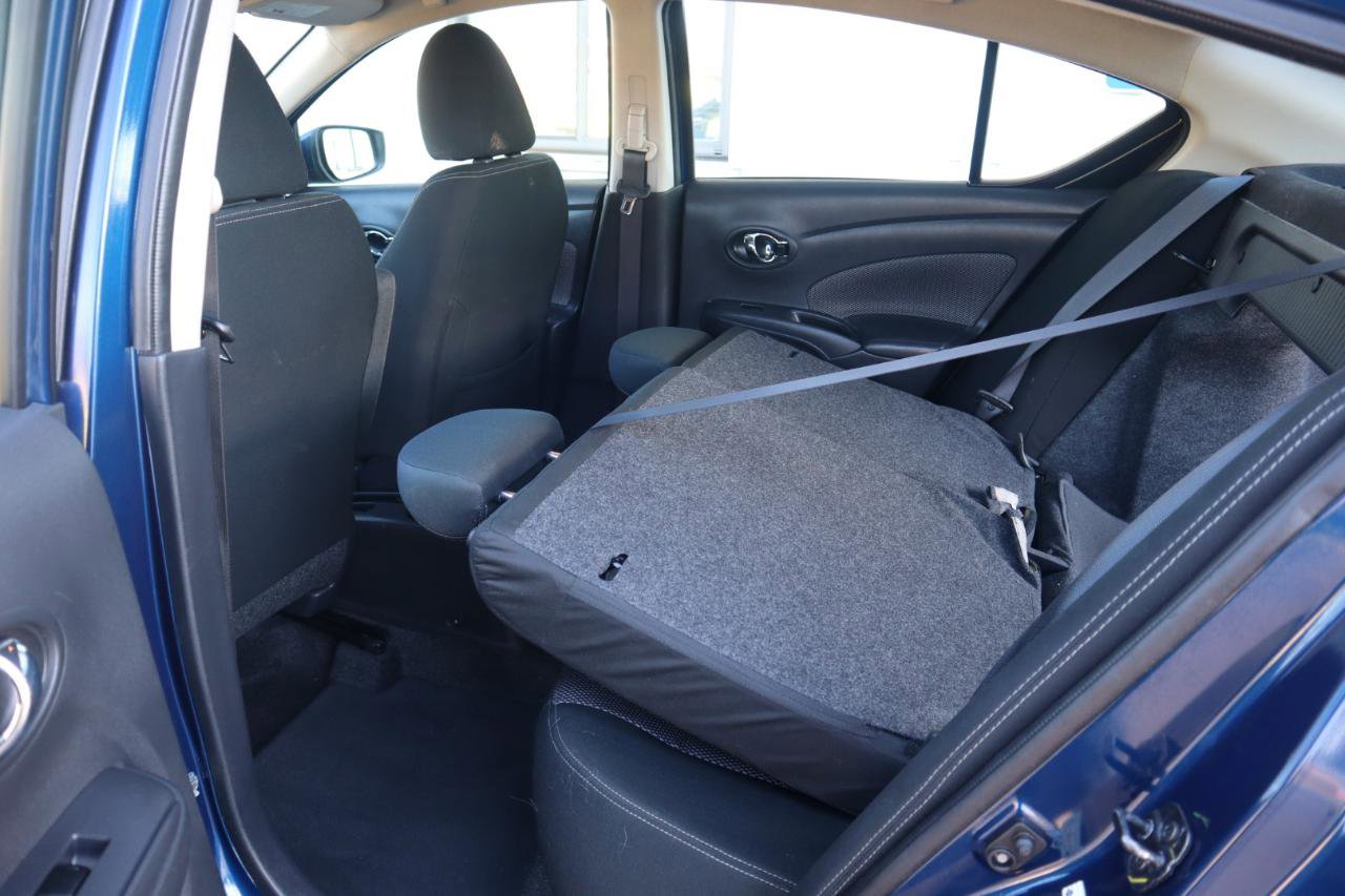 Used 2019 Nissan Versa SV FWD image 40