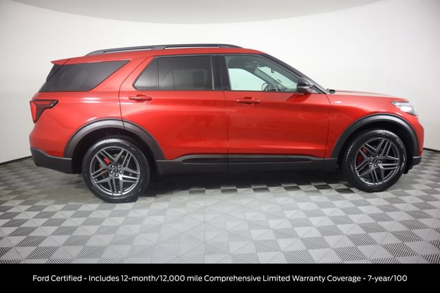 Used 2025 Ford Explorer ST-Line w/ Premium Package AWD/4WD video 3