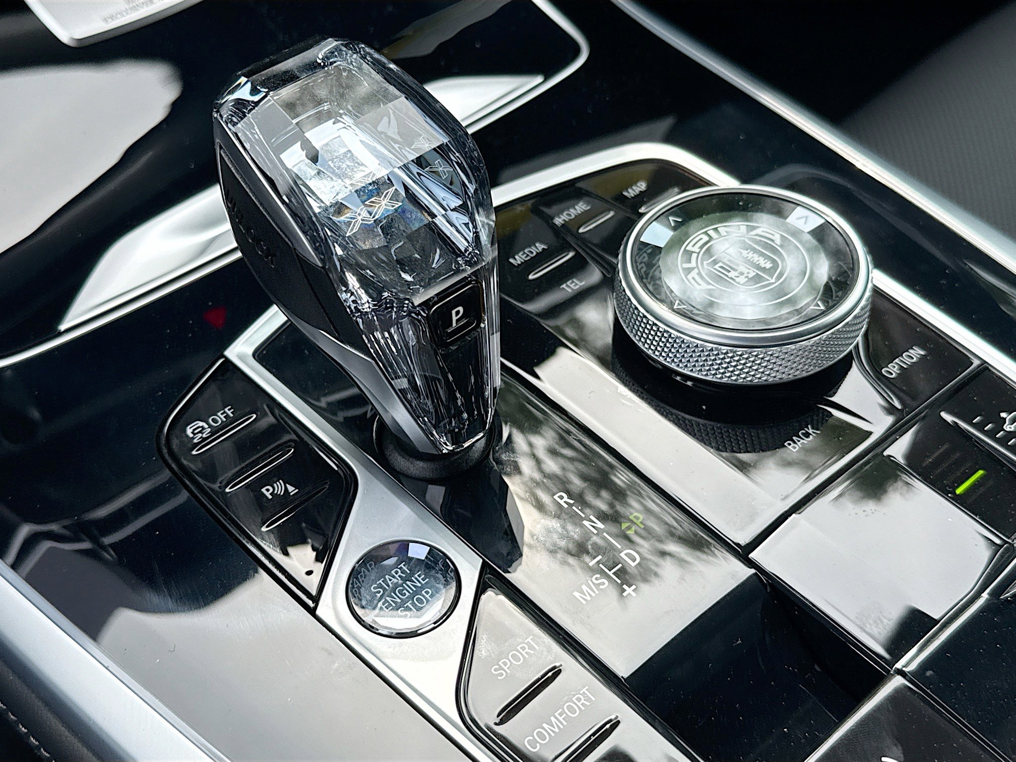 New 2026 BMW ALPINA XB7 AWD/4WD image 31