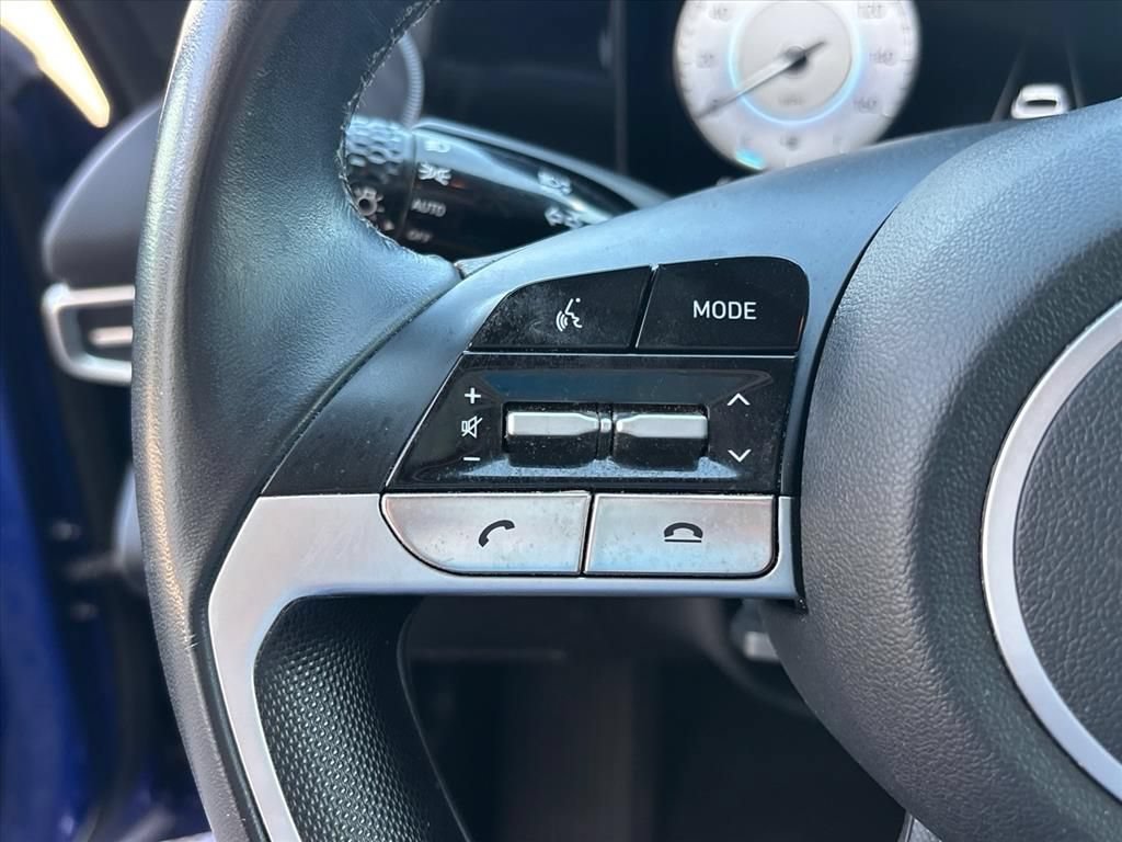 Used 2023 Hyundai Elantra SEL w/ Convenience Package FWD image 15