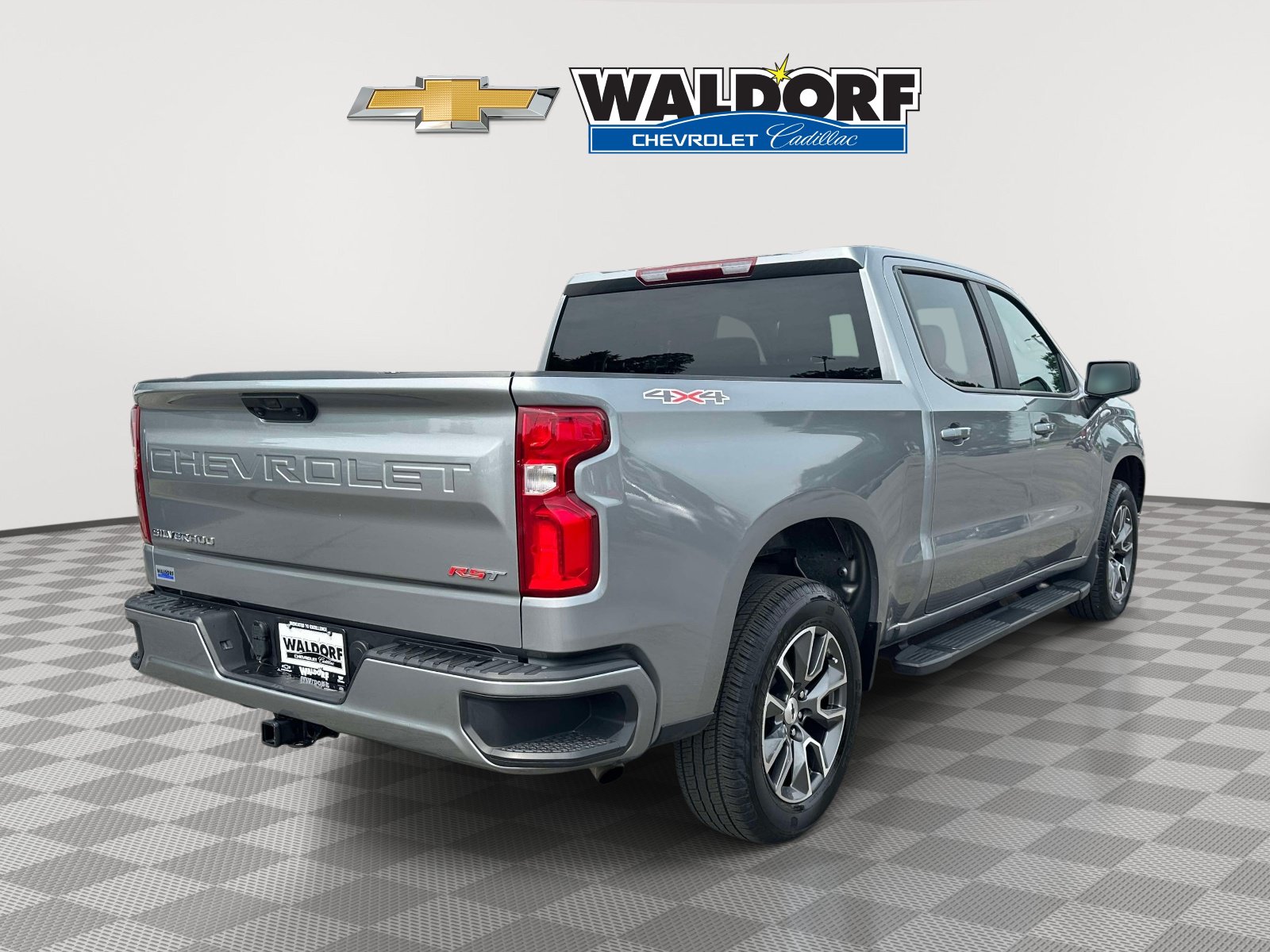 Used 2023 Chevrolet Silverado 1500 RST AWD/4WD image 6