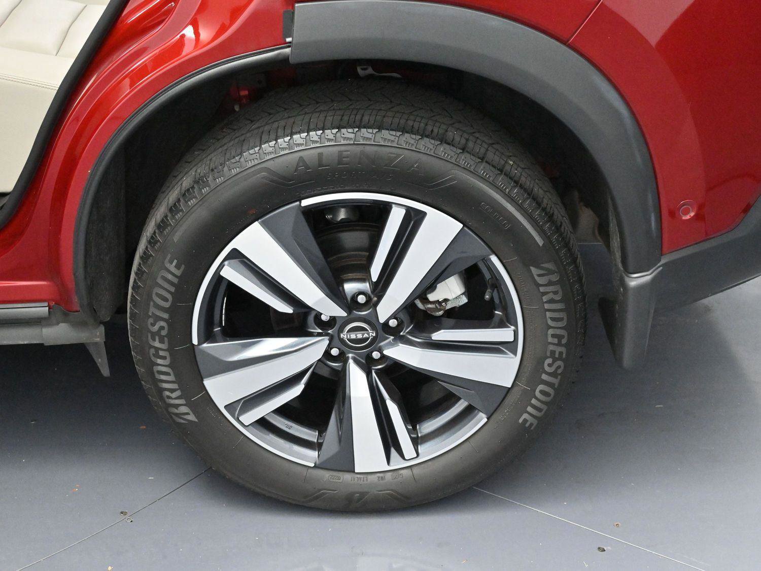 Used 2022 Nissan Rogue SL w/ SL Premium Package image 37