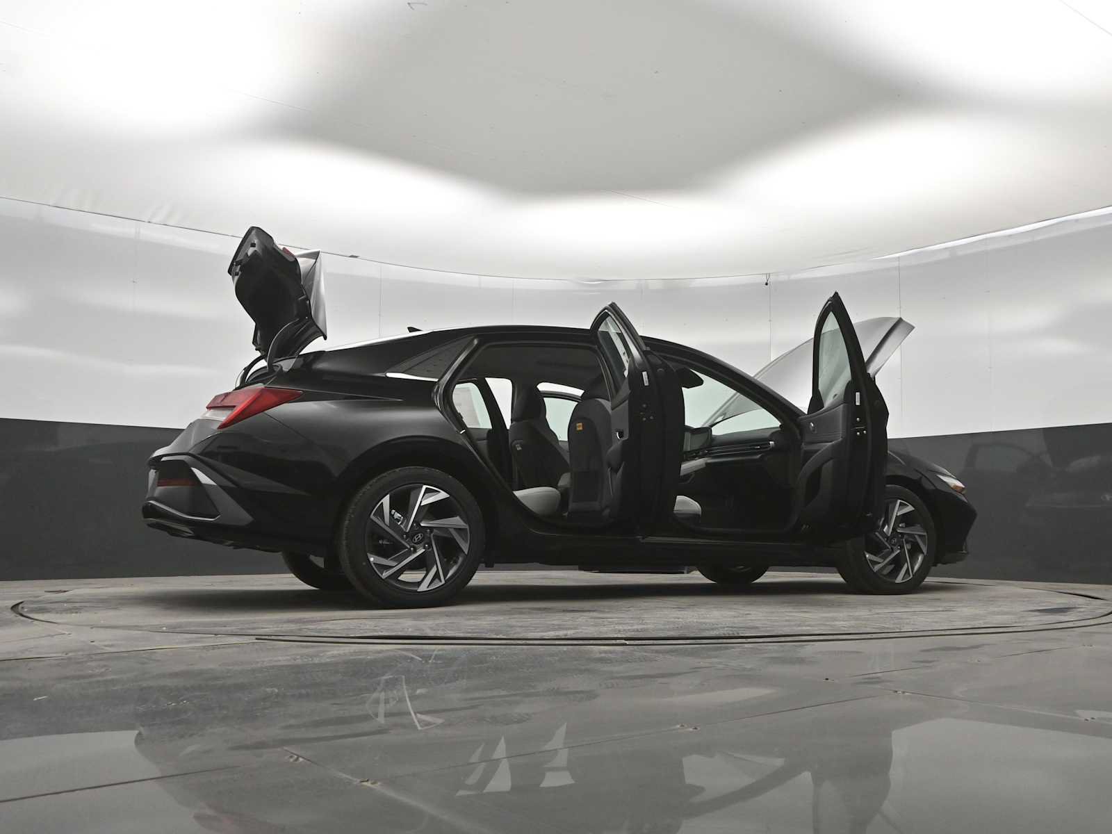 New 2026 Hyundai Elantra Limited FWD image 47