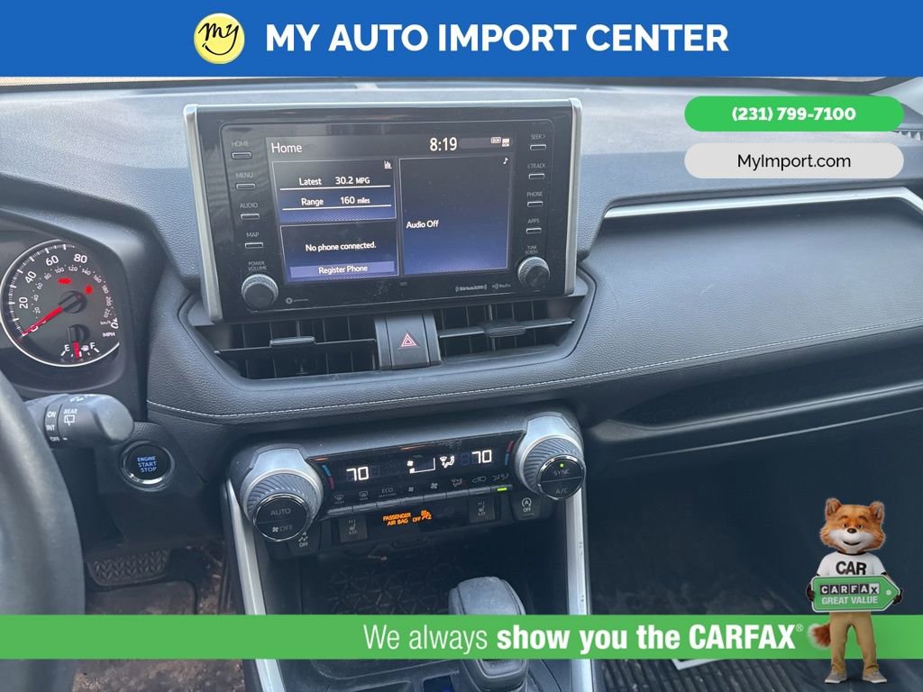 Used 2021 Toyota RAV4 XLE w/ Convenience Package image 10