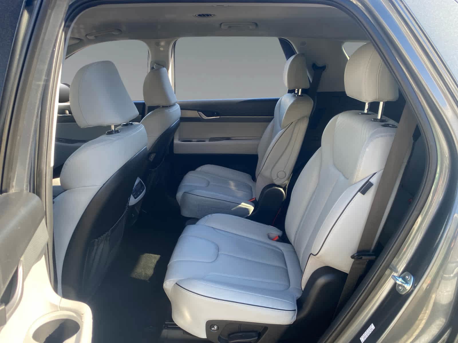Used 2024 Hyundai Palisade SEL image 14