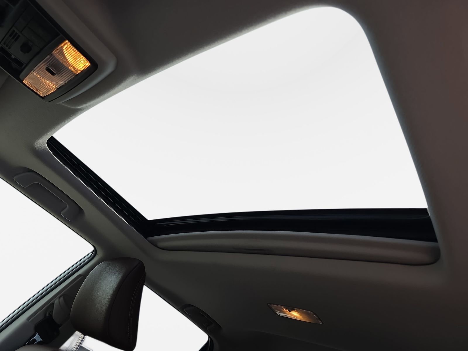 Used 2024 Toyota 4Runner Limited image 28