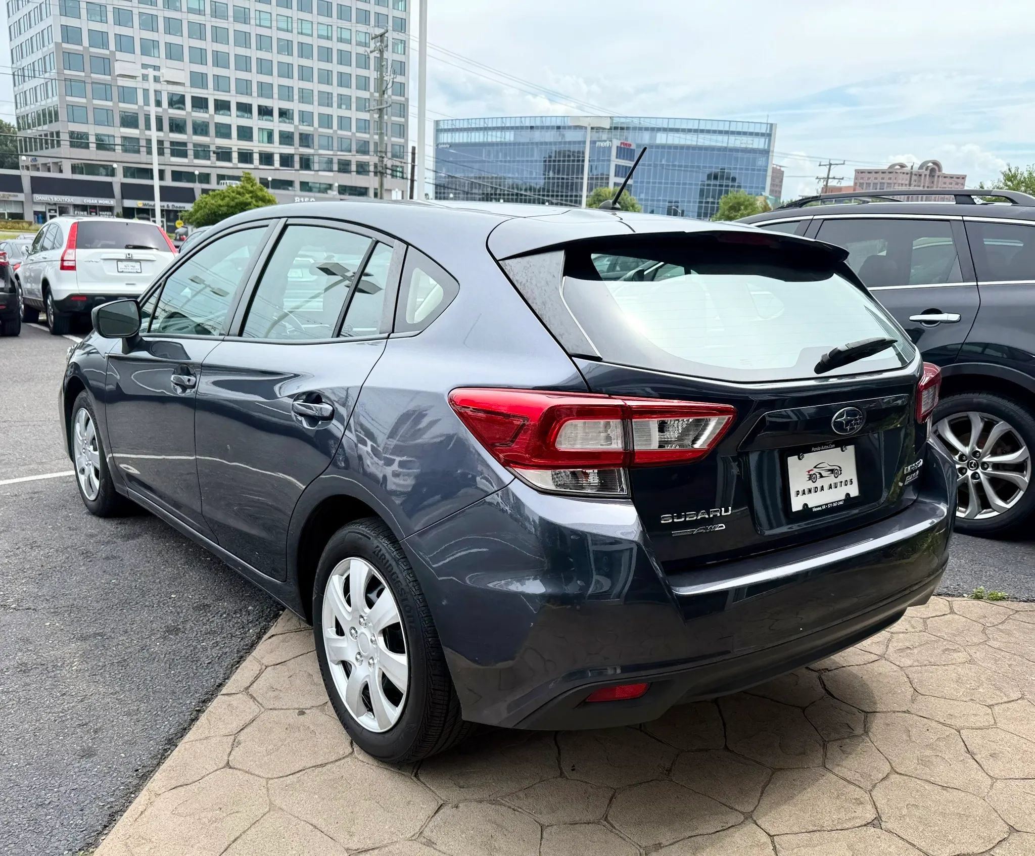 Used 2017 Subaru Impreza 2.0i AWD/4WD image 5