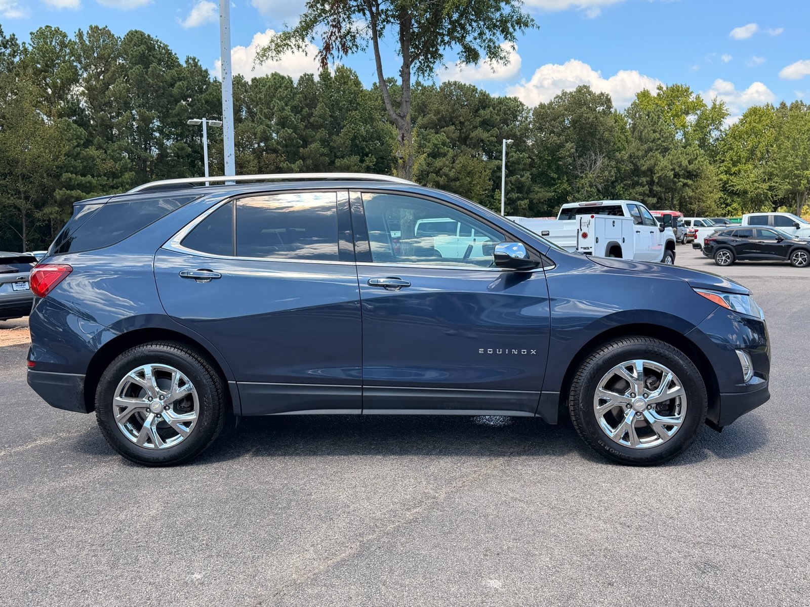 Used 2019 Chevrolet Equinox Premier AWD/4WD image 13