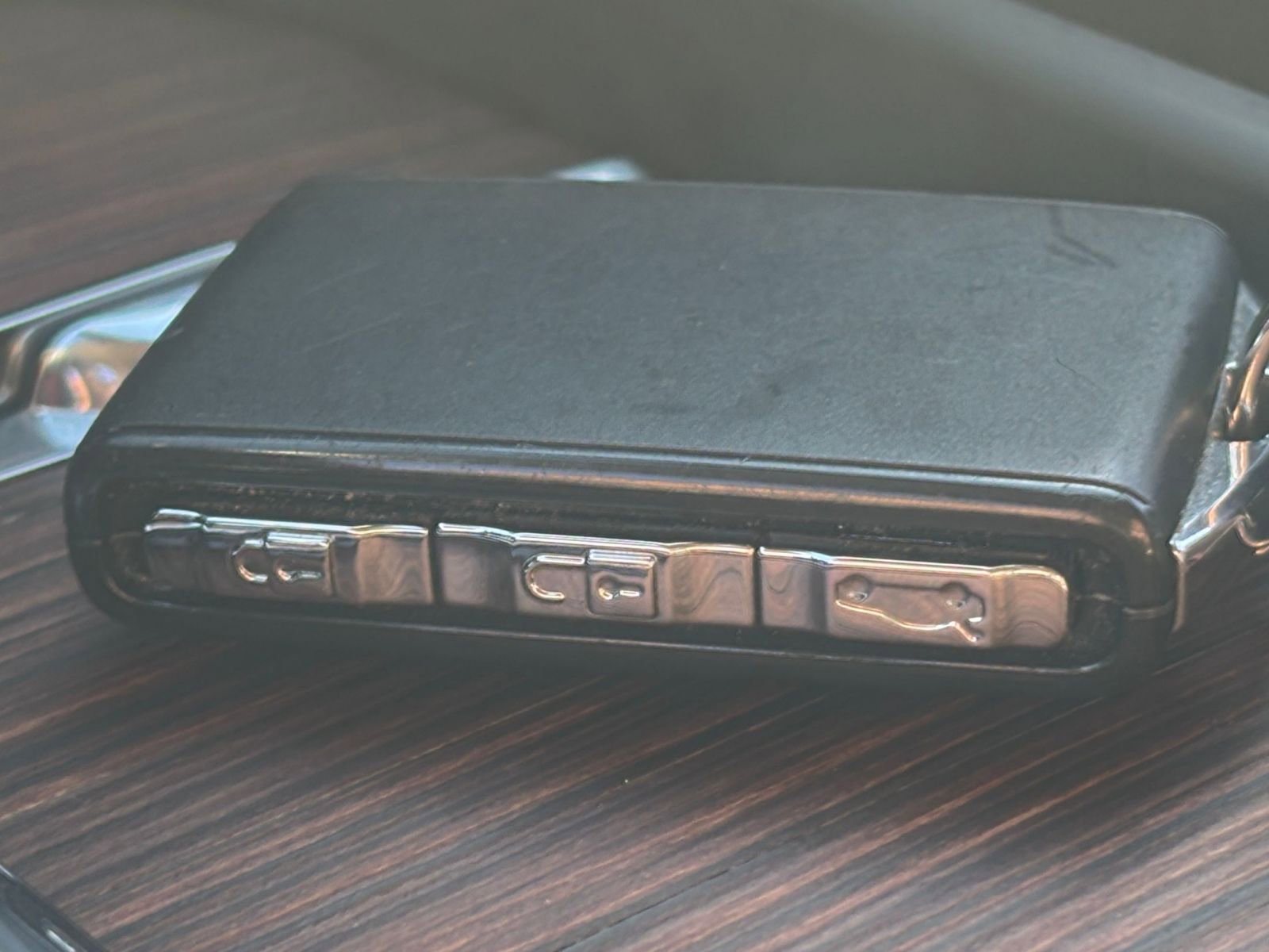 Used 2025 Volvo V60 B5 Cross Country Plus image 22