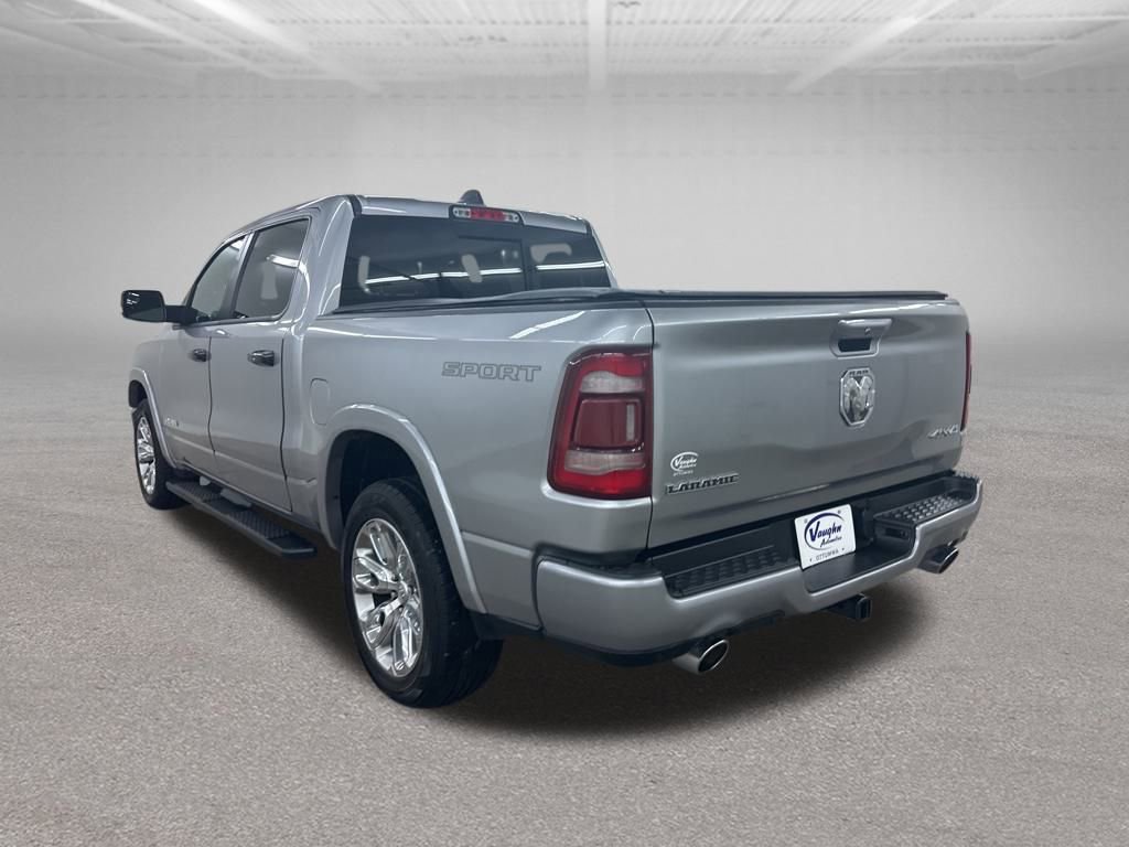 Used 2022 RAM 1500 Laramie w/ Sport Appearance Package image 9