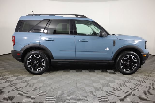 Used 2023 Ford Bronco Sport Outer Banks w/ Tech Package AWD/4WD image 3
