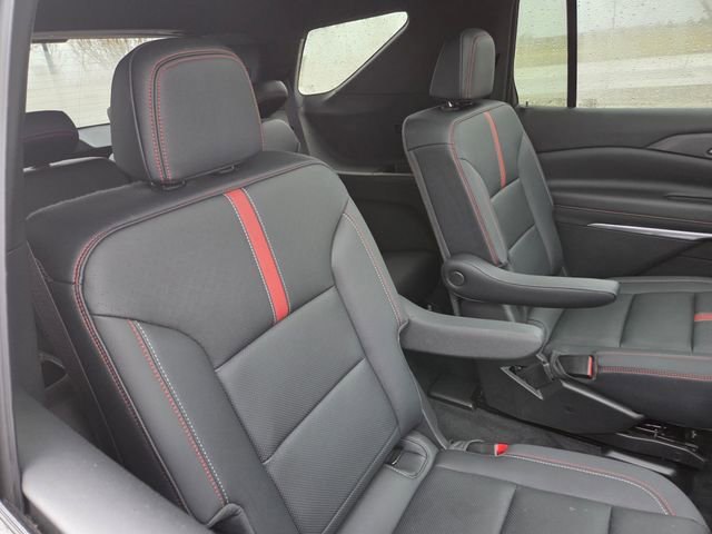 Used 2024 Chevrolet Traverse RS w/ LPO, Floor Liner Package AWD/4WD image 42