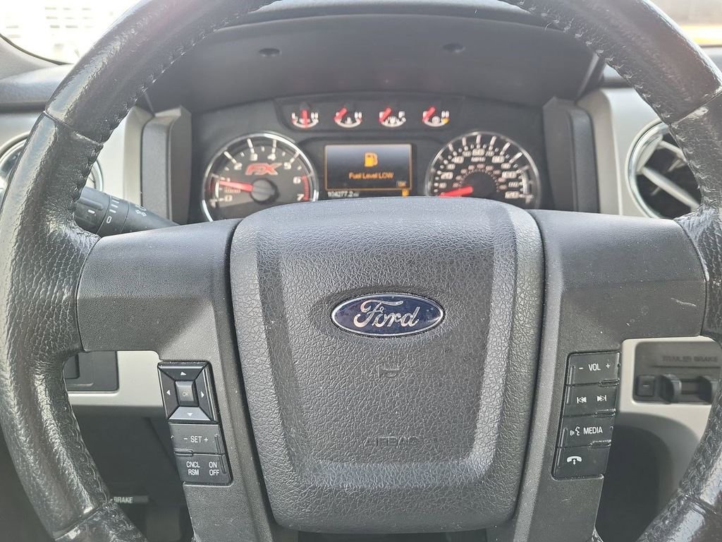 Used 2014 Ford F150 FX4 w/ Equipment Group 402A Luxury AWD/4WD image 18