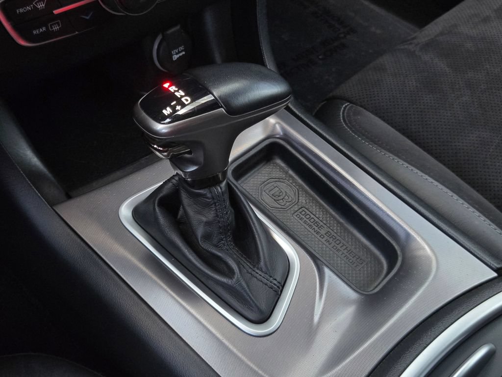 Used 2022 Dodge Charger R/T w/ Plus Group RWD image 24