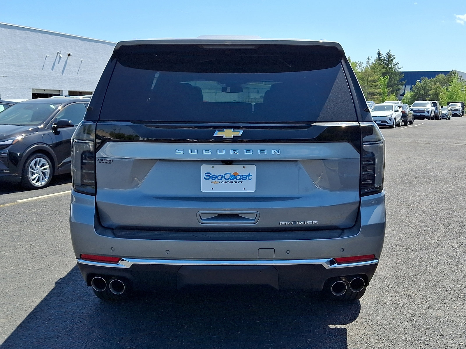 New 2026 Chevrolet Suburban Premier w/ Sun And Tow Package AWD/4WD image 5