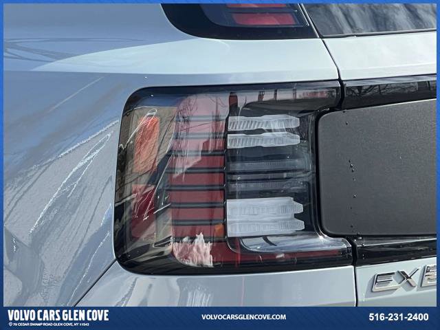 New 2026 Volvo EX30 Cross Country Ultra w/ Protection Package image 10