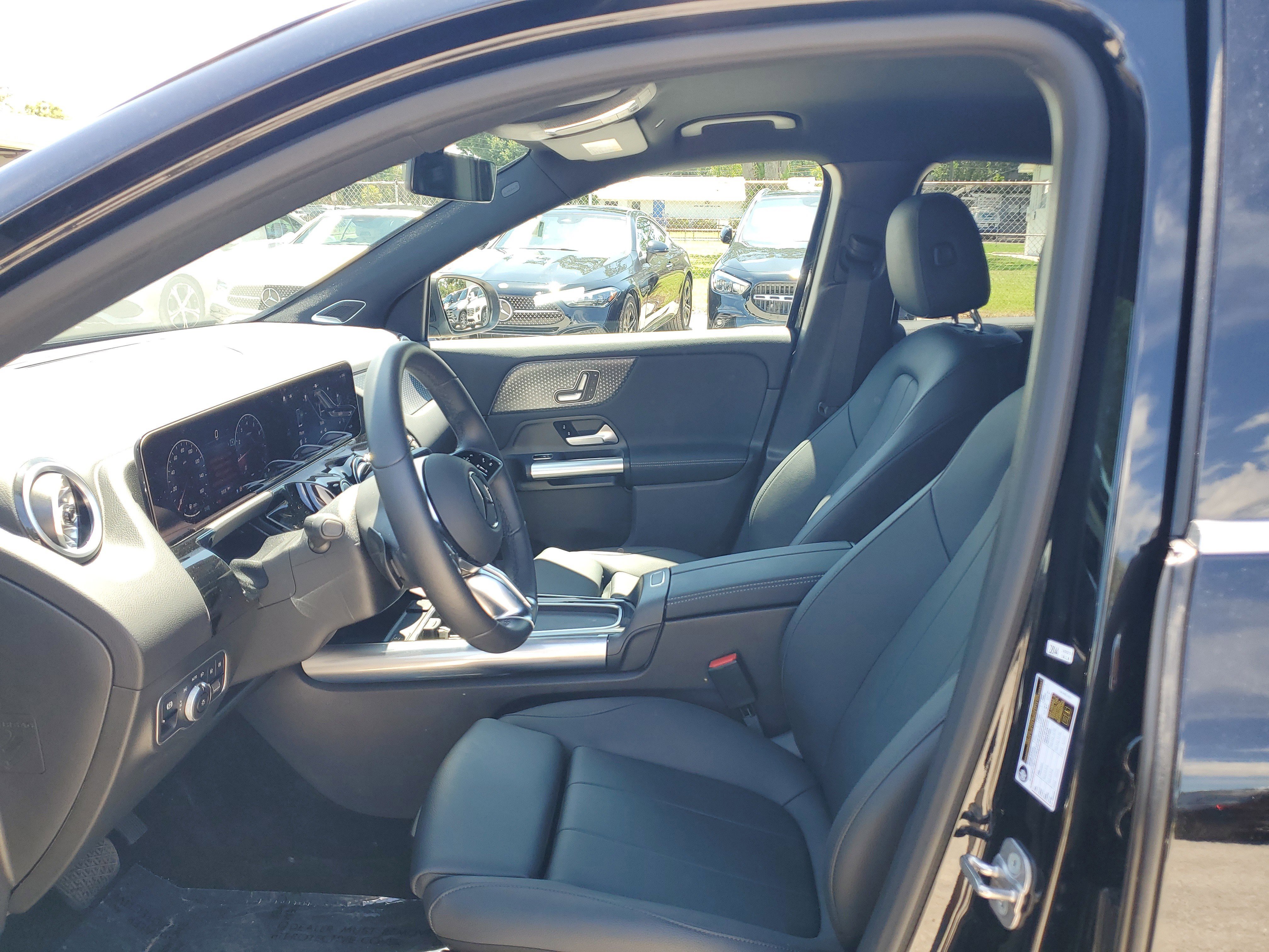 Certified 2025 Mercedes-Benz GLA 250 image 20