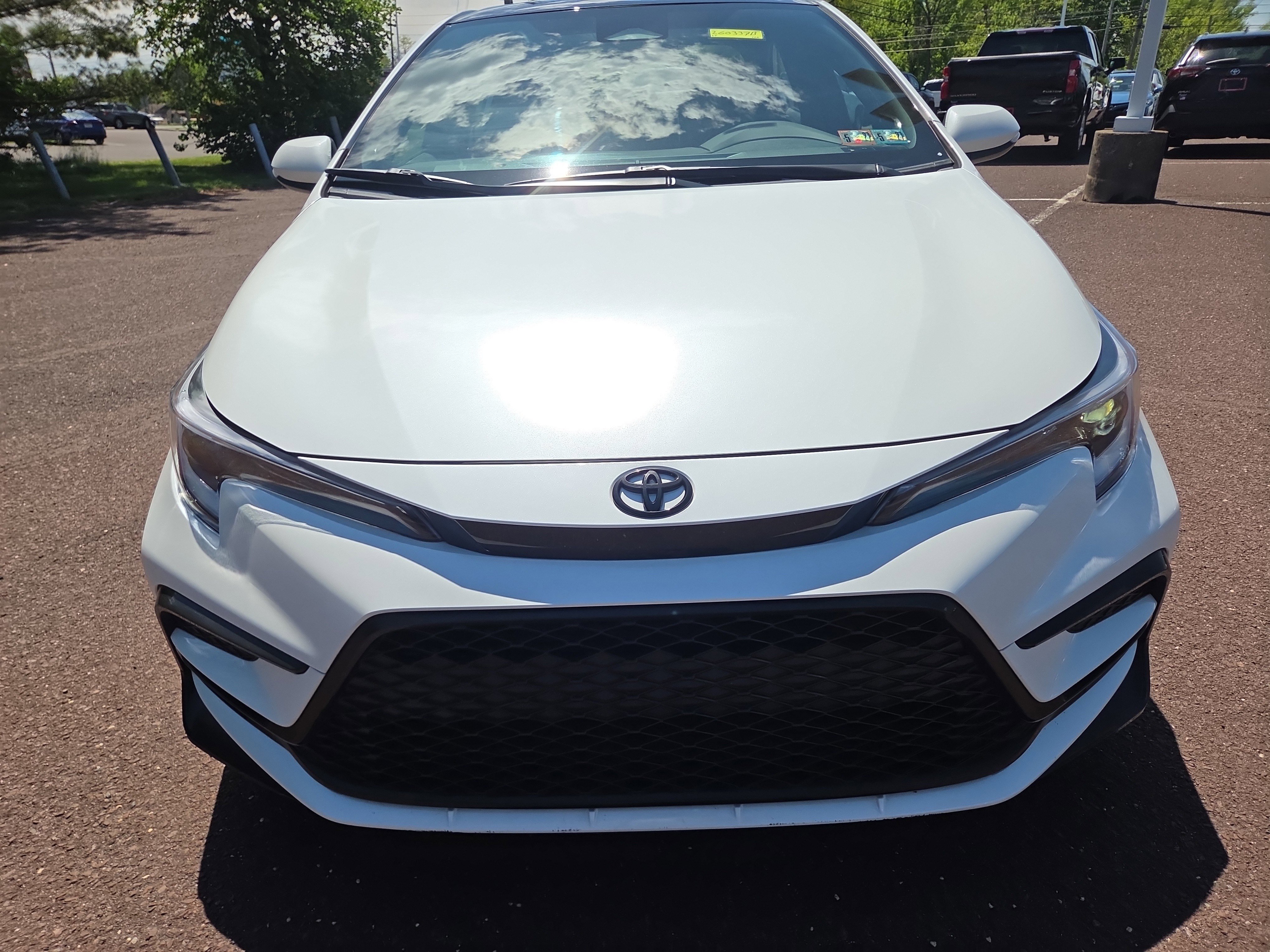 Certified 2025 Toyota Corolla XSE FWD image 8