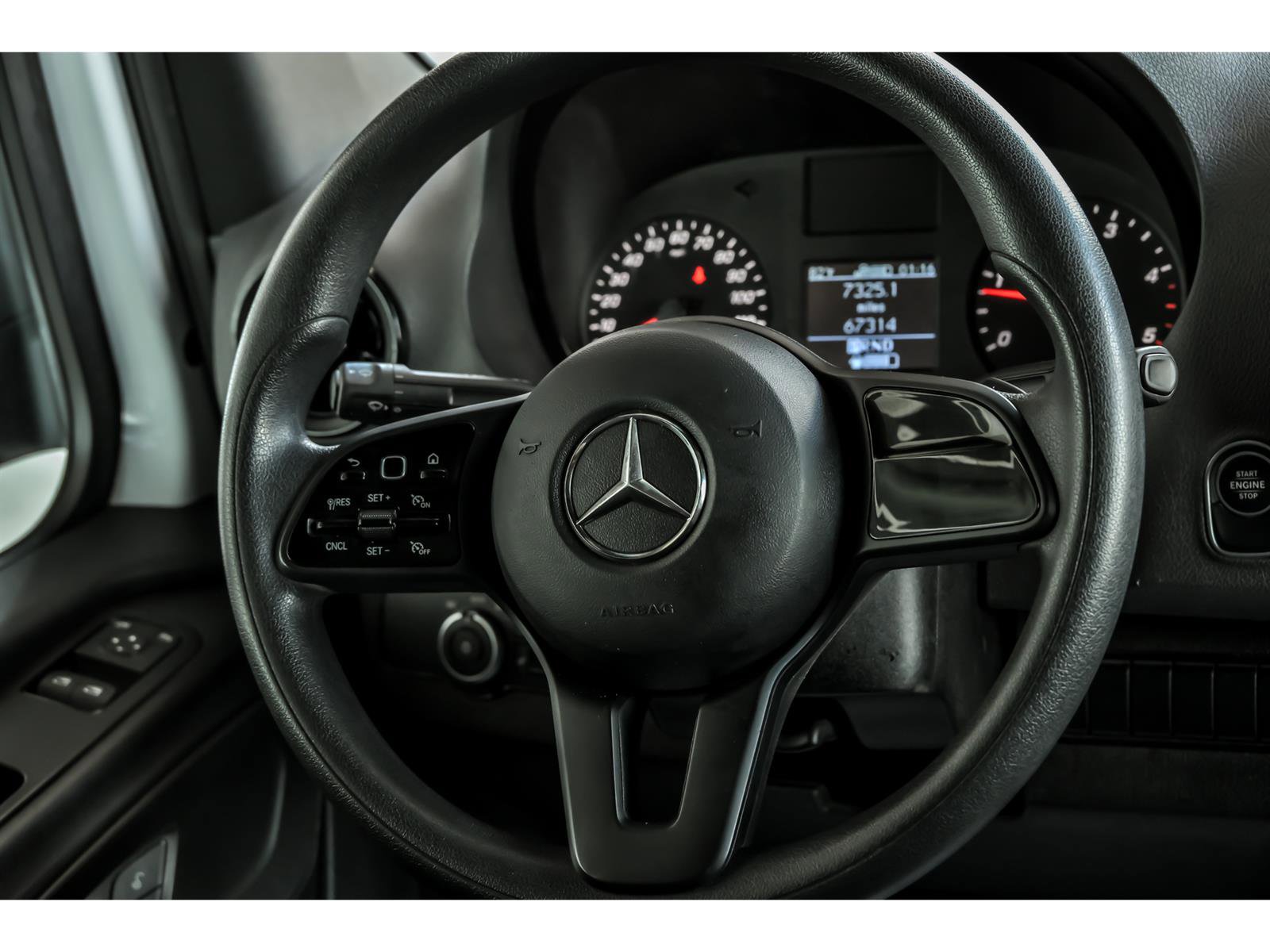 Used 2023 Mercedes-Benz Sprinter 2500 image 9