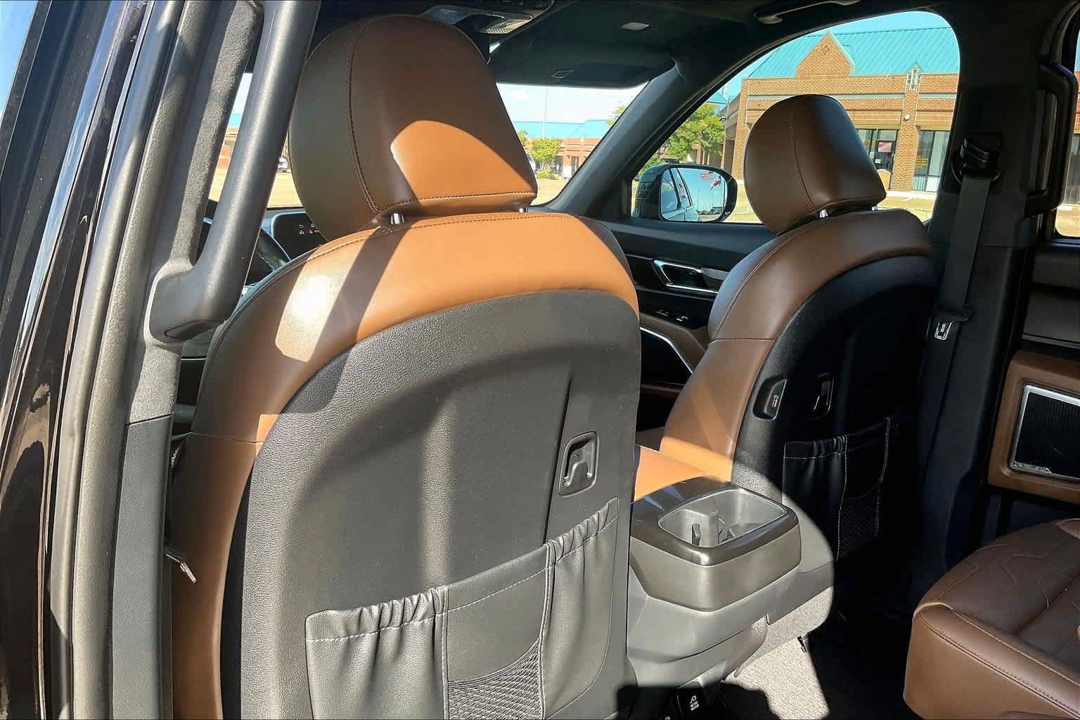 Used 2021 Kia Telluride SX w/ SX Prestige Package AWD/4WD image 11