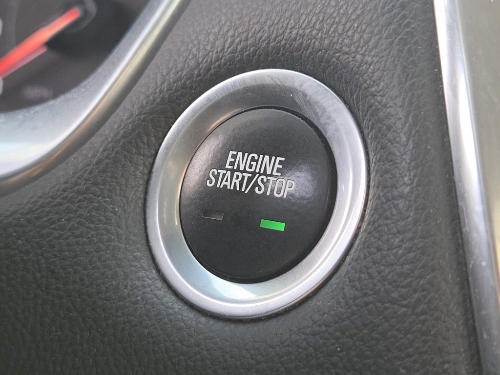 Used 2020 Chevrolet Traverse LT w/ LT Premium Package image 17