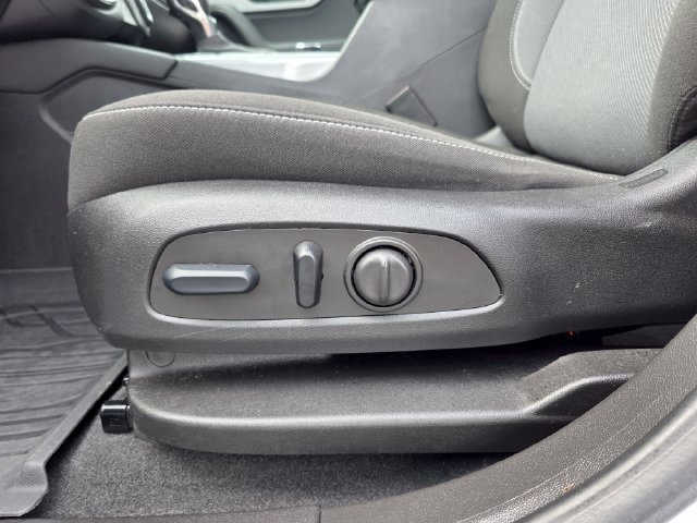 Used 2023 Chevrolet Blazer LT w/ Convenience Package AWD/4WD image 9