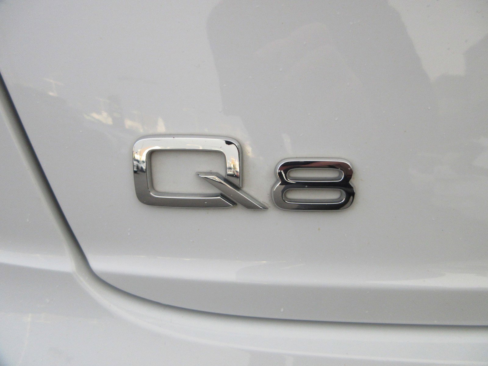 Used 2020 Audi Q8 Premium Plus image 9