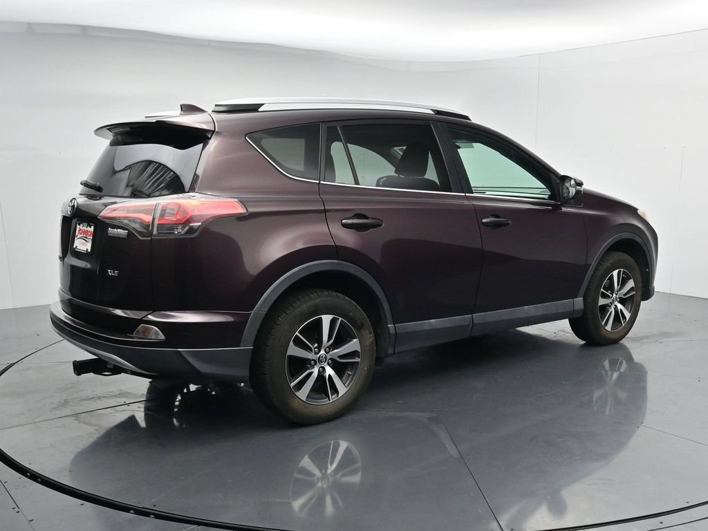 Used 2016 Toyota RAV4 XLE FWD image 8