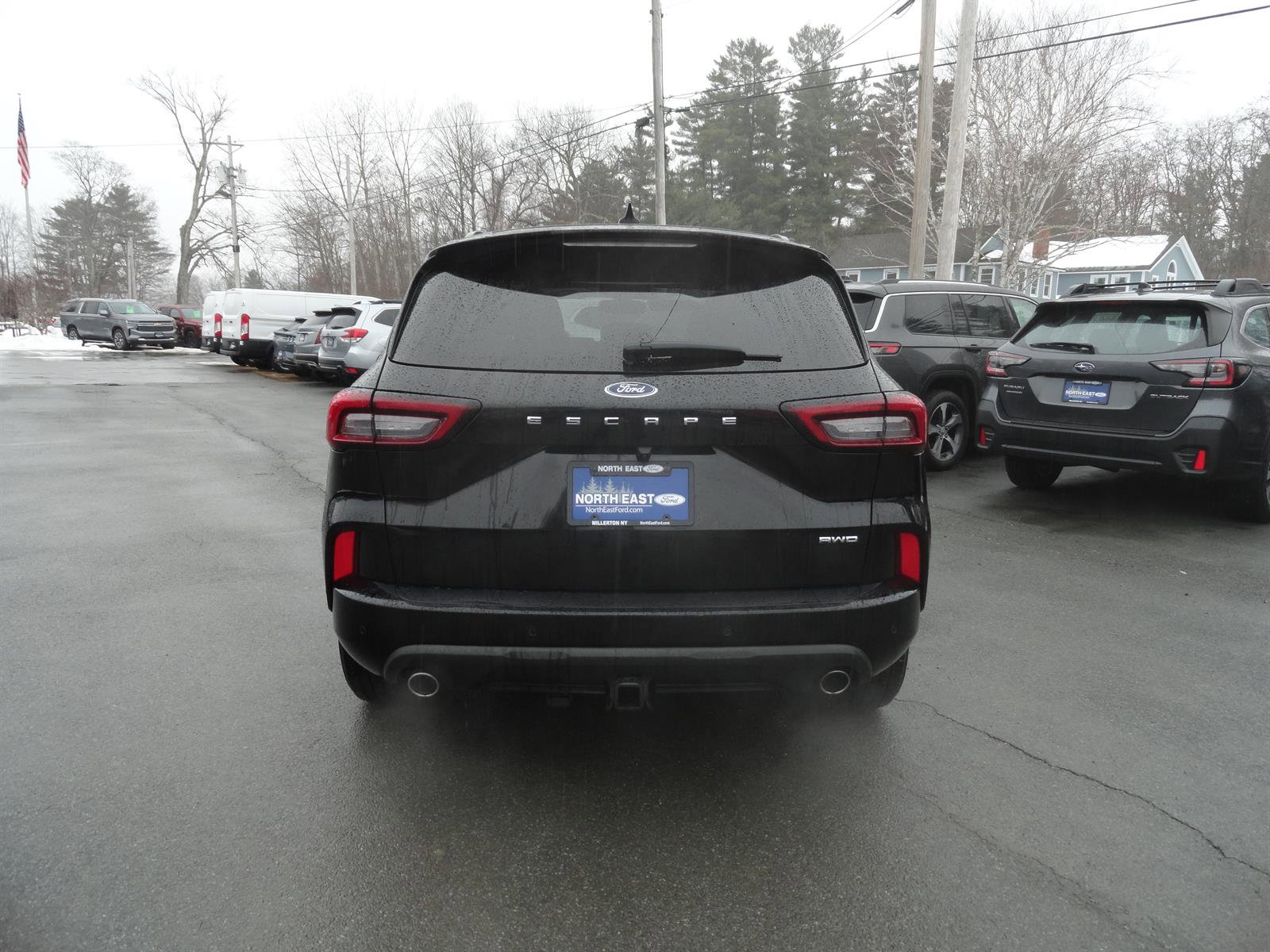 Certified 2023 Ford Escape ST-Line Elite w/ Premium Technology Package AWD/4WD image 6