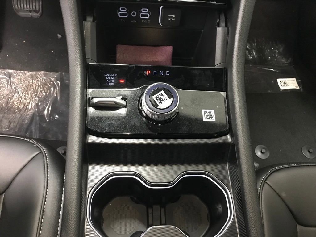 New 2025 Jeep Grand Cherokee Limited image 24