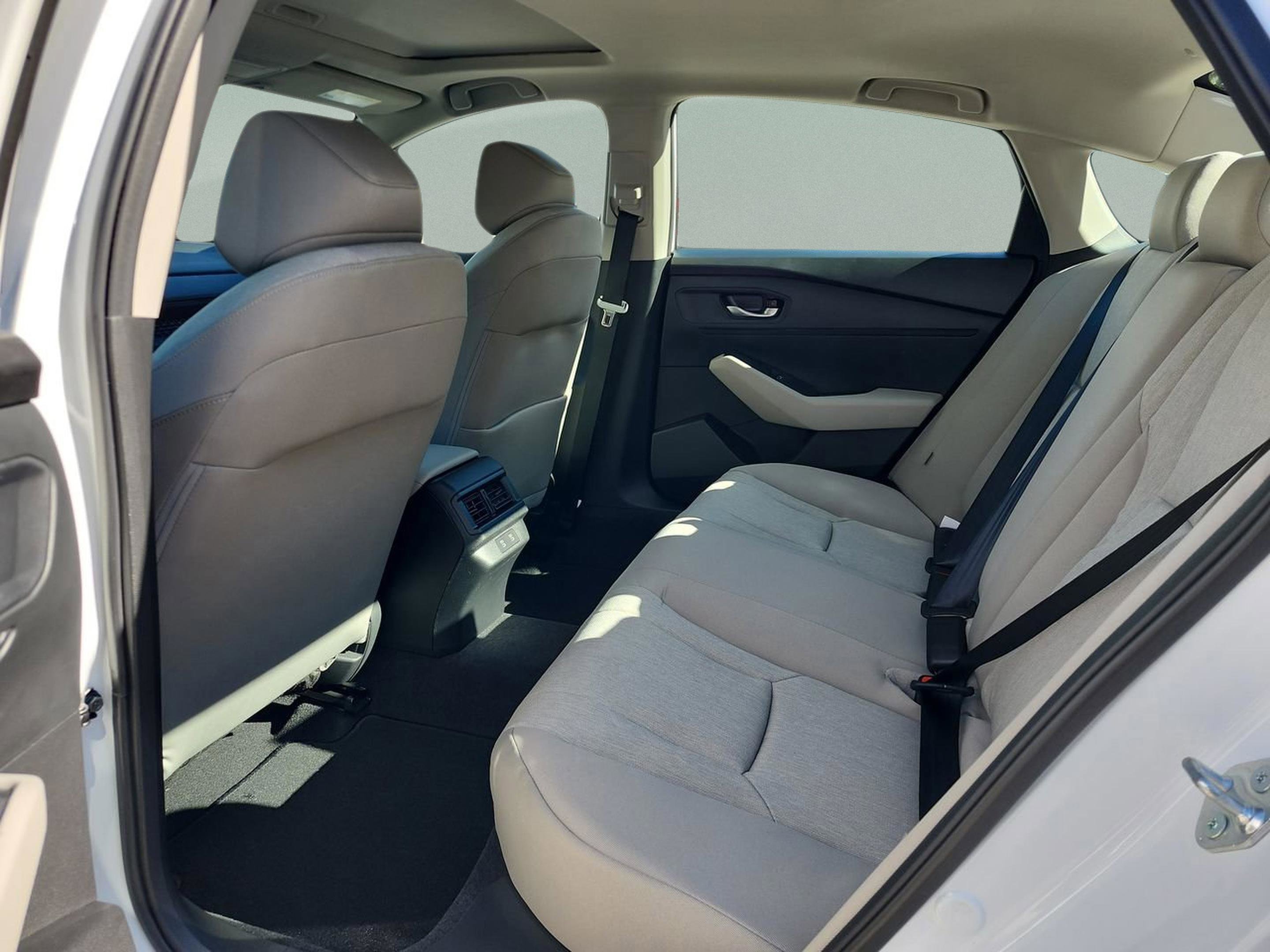 New 2025 Honda Accord SE image 16