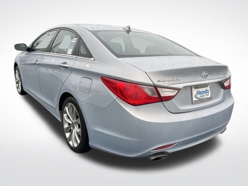 Used 2013 Hyundai Sonata SE w/ Navigation & Sunroof Pkg image 8