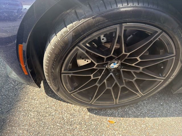 Used 2022 BMW M4 Competition w/ Executive Package RWD image 4