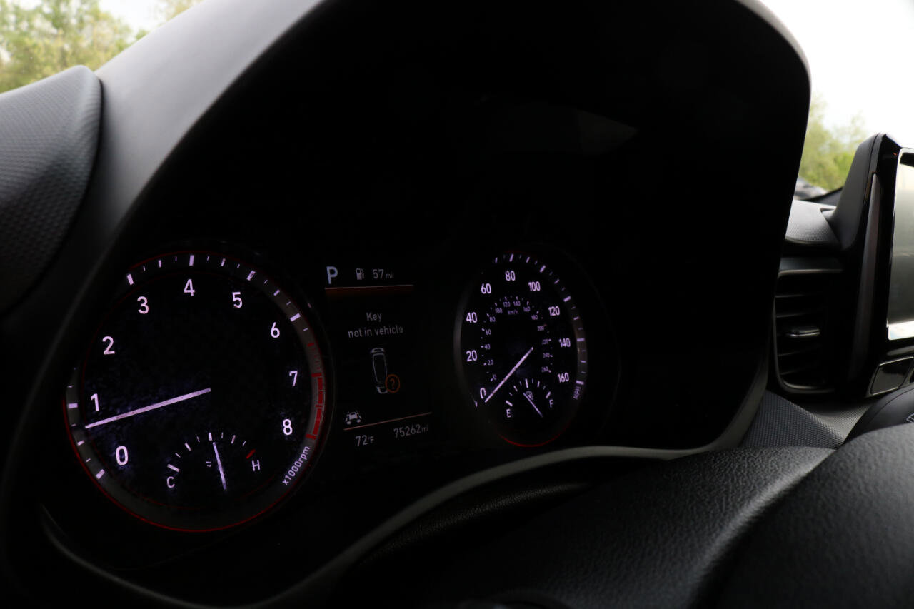 Used 2020 Hyundai Veloster 2.0 Premium image 24