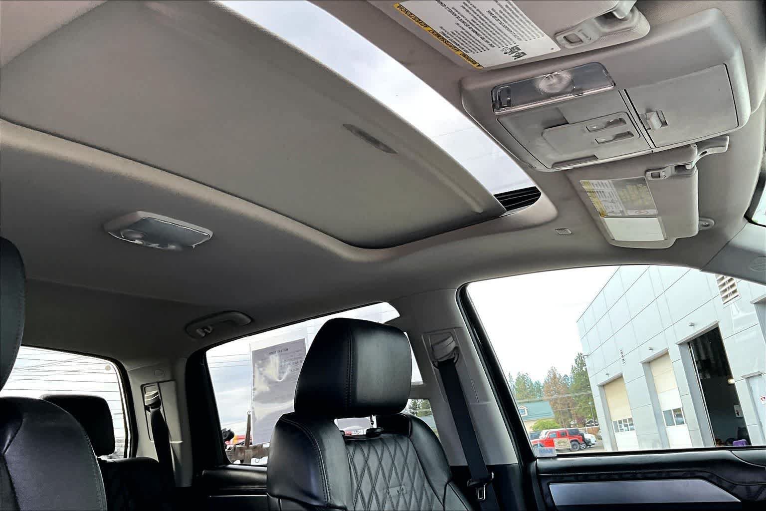 Used 2019 Toyota Tundra Platinum AWD/4WD image 30