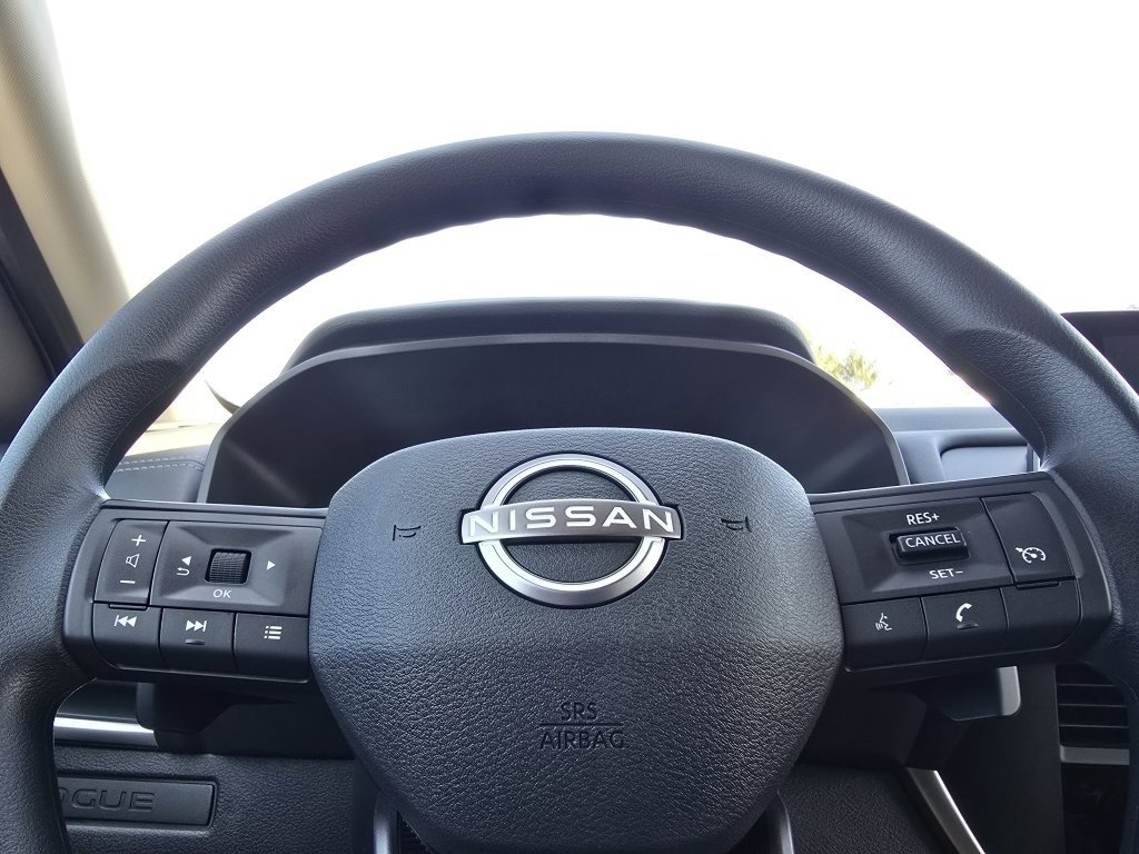 New 2026 Nissan Rogue S image 14