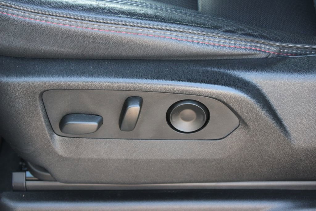 Used 2021 Chevrolet Suburban RST image 22