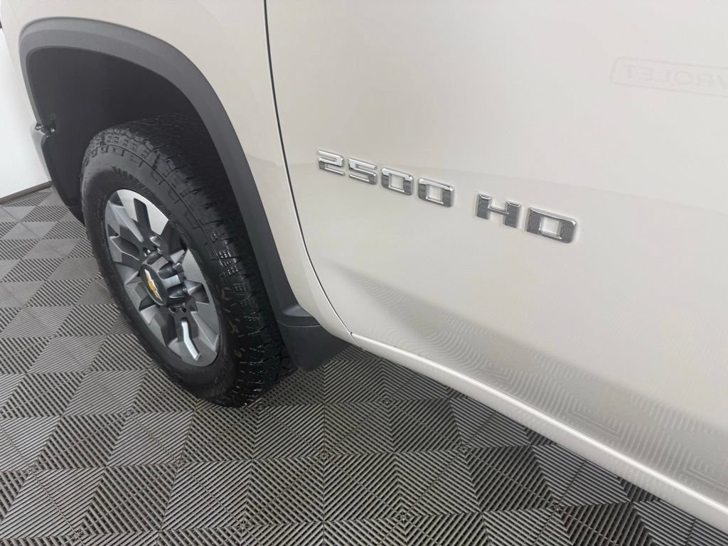 New 2026 Chevrolet Silverado 2500 Custom w/ Custom Convenience Package AWD/4WD image 11