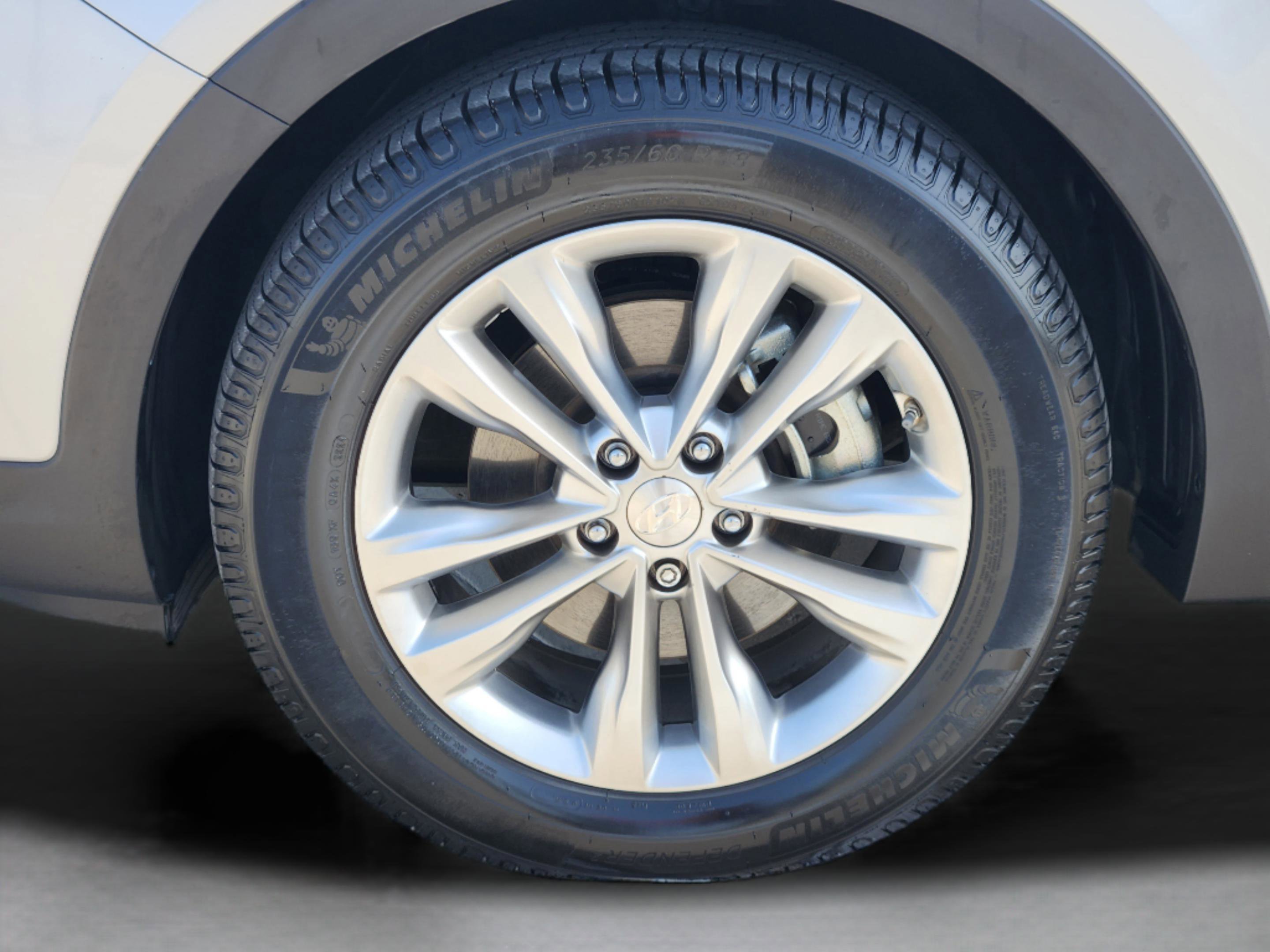 Used 2018 Hyundai Santa Fe Sport 2.0T image 37