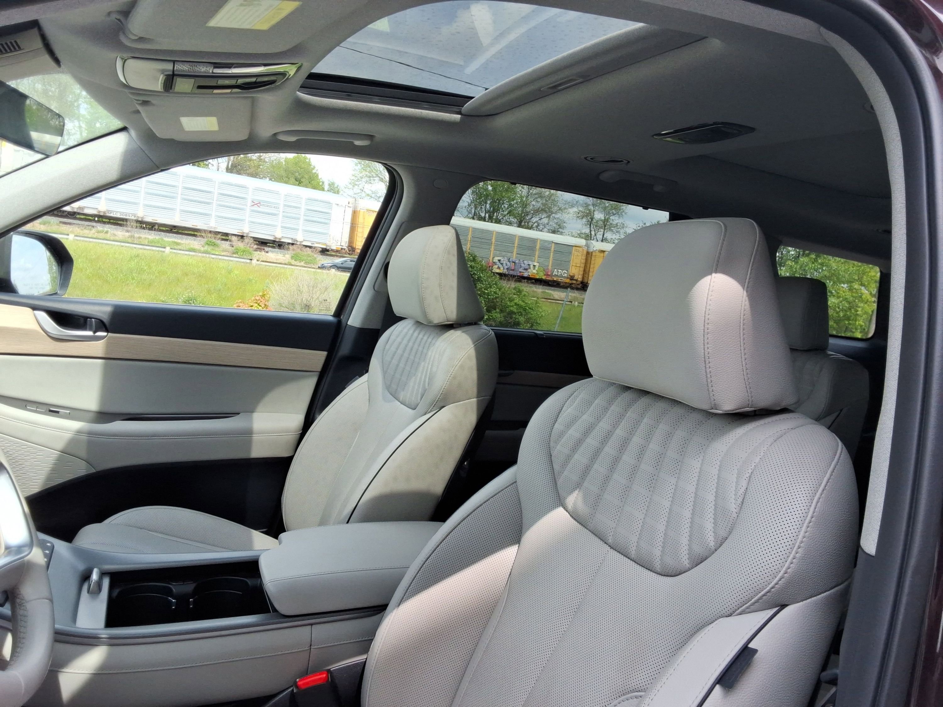Used 2024 Hyundai Palisade Limited AWD/4WD image 28