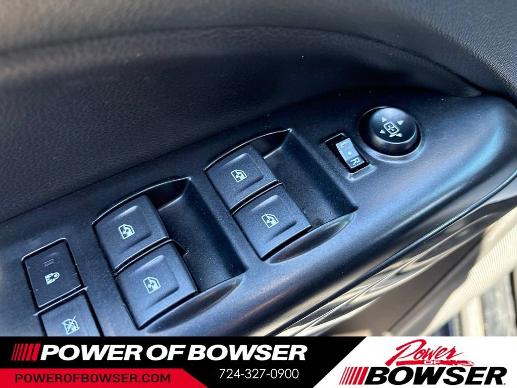 Used 2022 GMC Canyon AT4 w/ Driver Alert Package AWD/4WD image 14