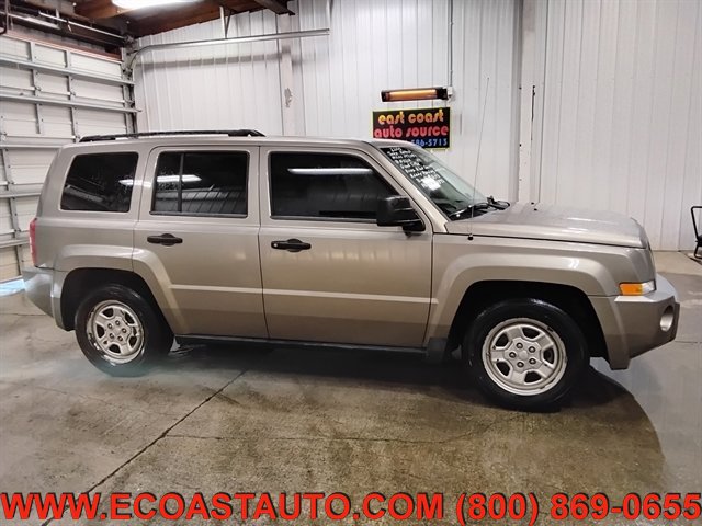 Used 2008 Jeep Patriot Sport image 2