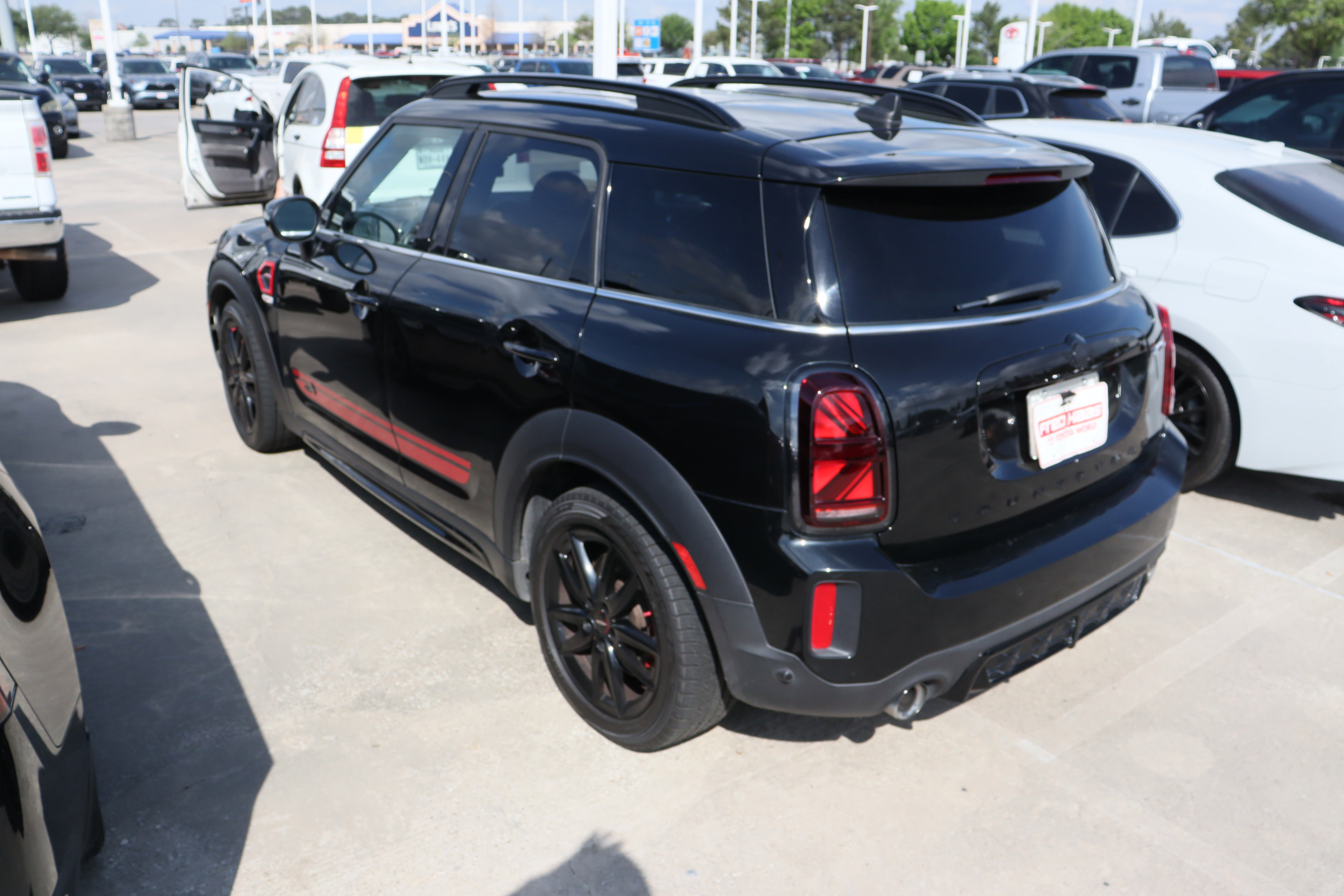 Used 2024 MINI Cooper Countryman John Cooper Works image 8