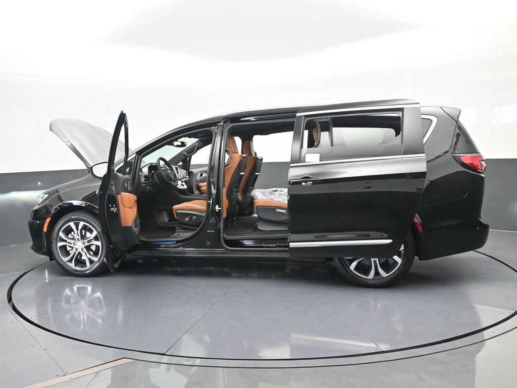 New 2026 Chrysler Pacifica Pinnacle image 83